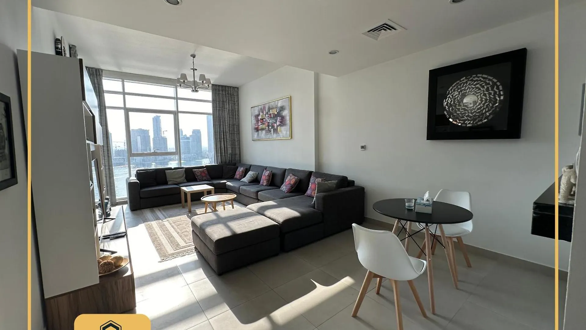 1-Bedroom Apartment - Business Bay - Dubai - By Alphatel Vacations