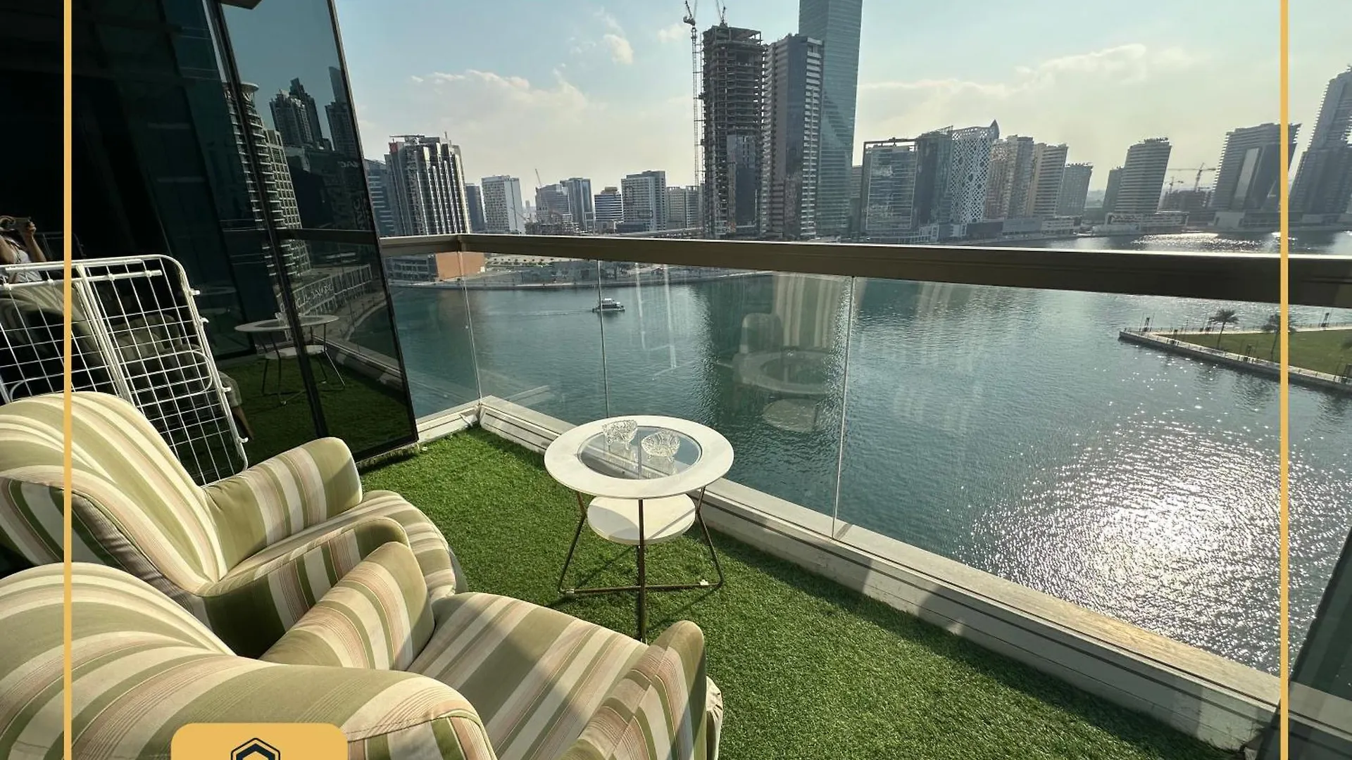1-Bedroom Apartment - Business Bay - Dubai - By Alphatel Vacations